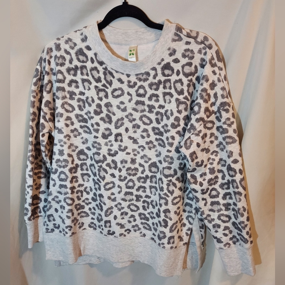 GreenTea Leopard Print Boxy Soft Oversized Sweatshirt